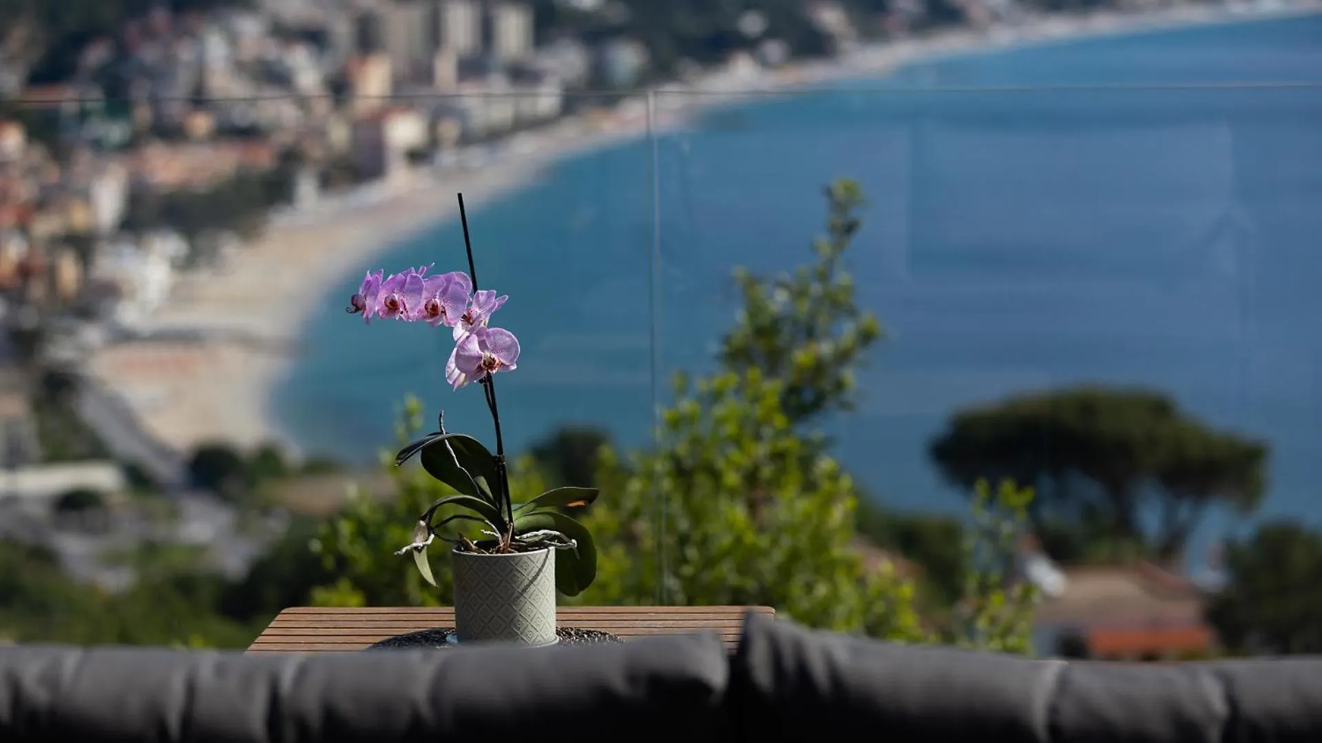 ノーリ Spettacolare Vista Isola Terrazza E Idromassaggioヴィラ 別荘