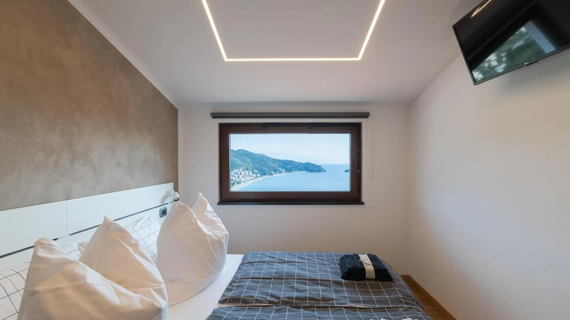 別荘 ノーリ Spettacolare Vista Isola Terrazza E Idromassaggioヴィラ イタリア