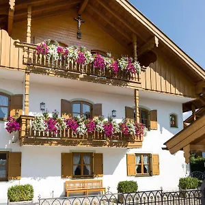 landhaus-hubertus-bad-tolz.com-bavaria.com/